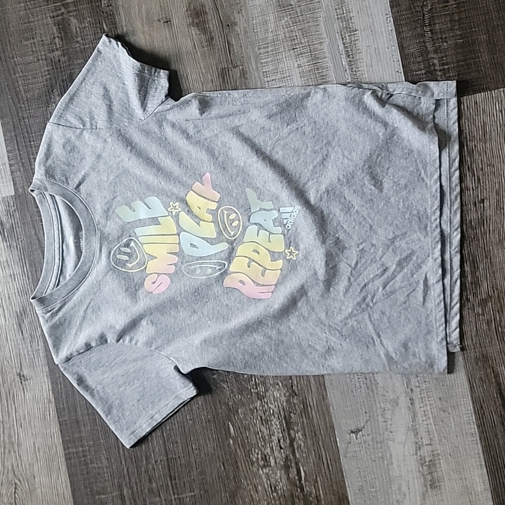 Girl's tee